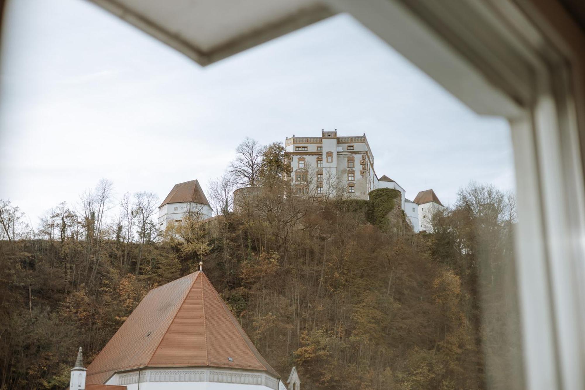Stilvolles Appartement Mit Blick Auf Das Dreifluesse-Eck Passau Kültér fotó