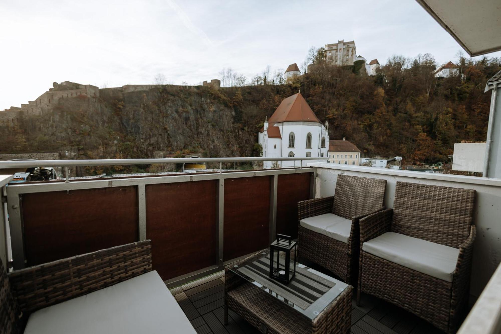 Stilvolles Appartement Mit Blick Auf Das Dreifluesse-Eck Passau Kültér fotó